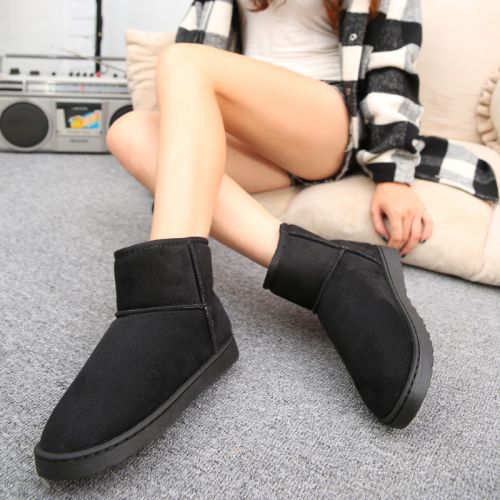 Boots - chaussures en ronde pour hiver - tendance des jeunes - semelle mousse de caoutchouc - Ref 955282