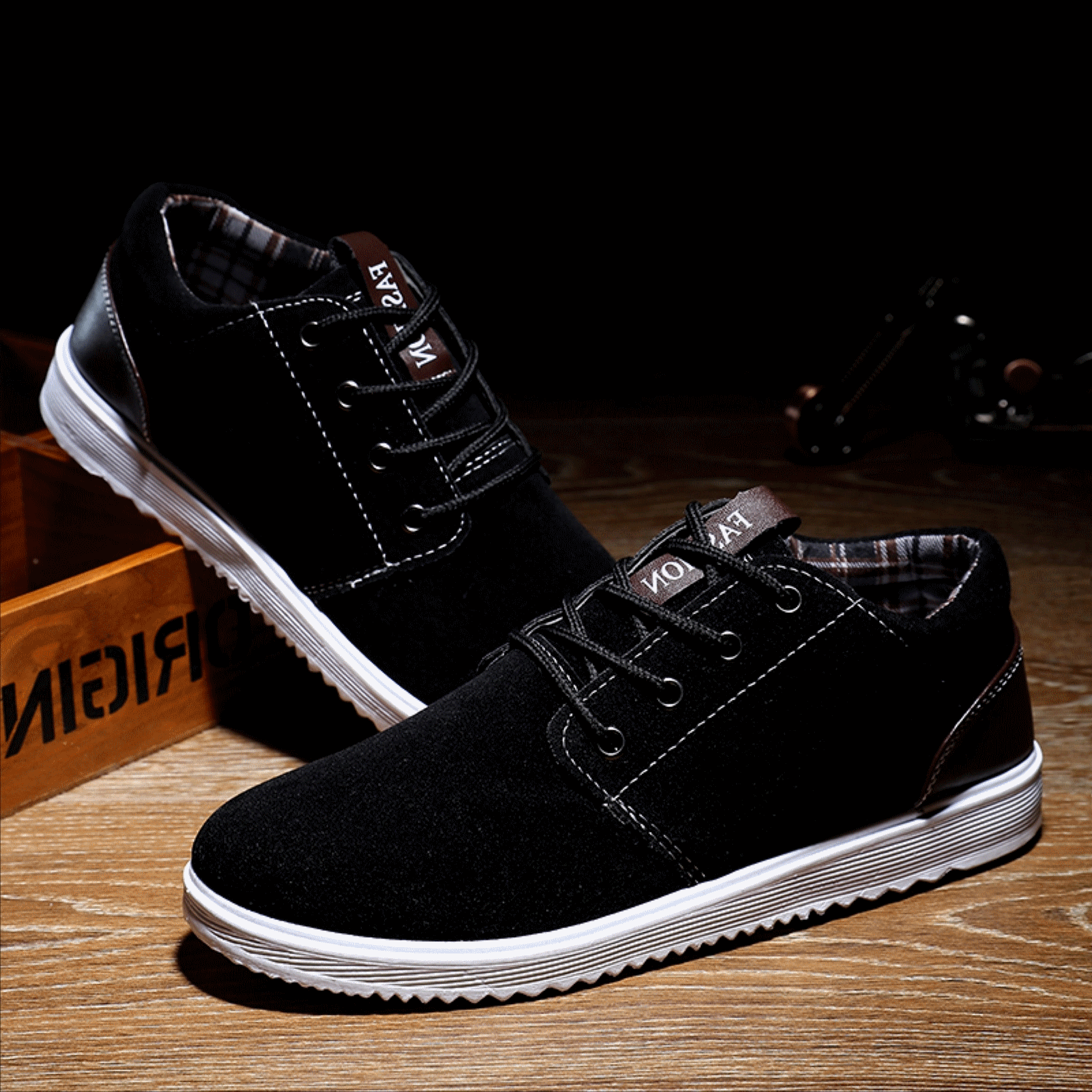 Boots - chaussures en ronde pour hiver - loisir - semelle caoutchouc - Ref 955430