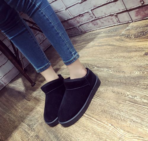 Boots - chaussures en ronde pour hiver - tendance des jeunes - semelle caoutchouc - Ref 955635