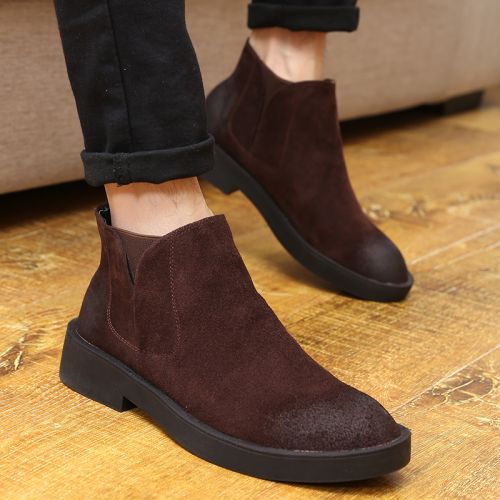 Boots - chaussures en Première couche de cuir, En plus de de vache, pointu pour hiver - semelle caoutchouc - Ref 956005