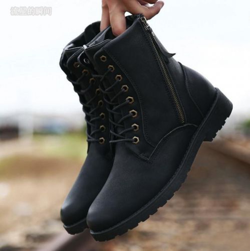 Boots - chaussures en Première couche de cuir, En plus de de vache, ronde pour hiver - loisir - semelle caoutchouc - Ref