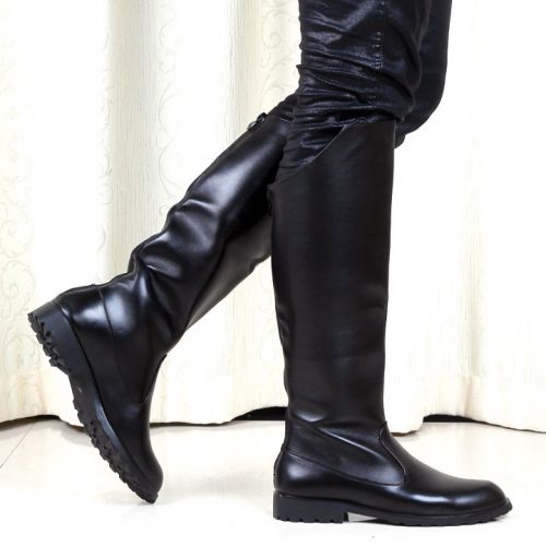 Boots - chaussures en Cuir spatial pointu pour hiver - Angleterre - semelle caoutchouc - Ref 956341