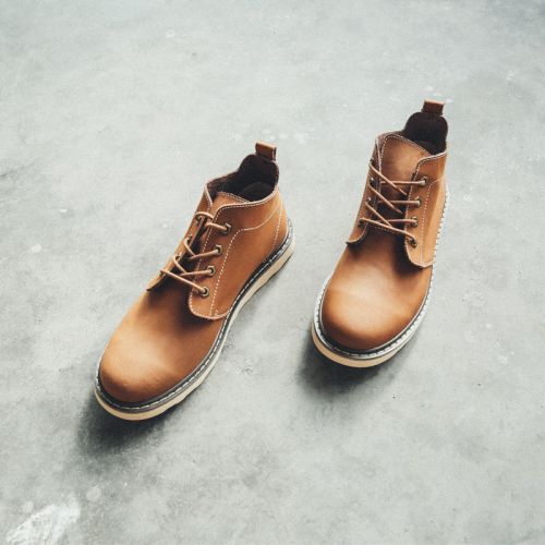 Boots - chaussures en Première couche de cuir, En plus de de vache, ronde pour hiver - loisir - semelle fond composite -