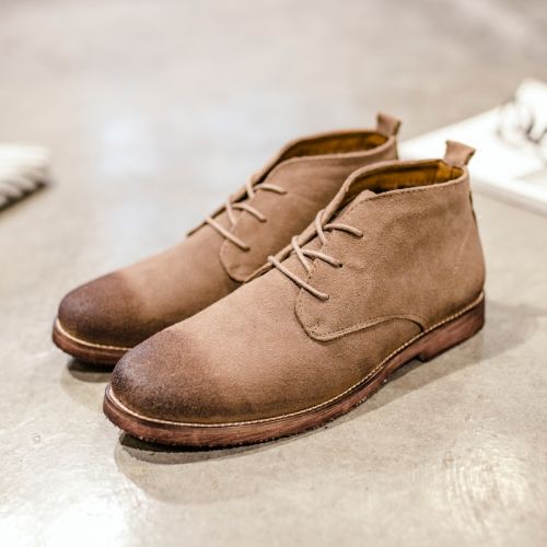 Boots - chaussures en plancher de cuir, En plus de de vache, ronde pour hiver - tendance des jeunes - semelle caoutchouc