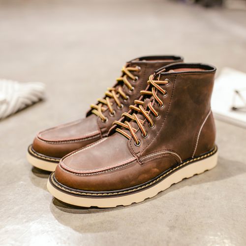 Boots - chaussures en plancher de cuir, En plus de de vache, ronde pour hiver - tendance des jeunes - semelle caoutchouc