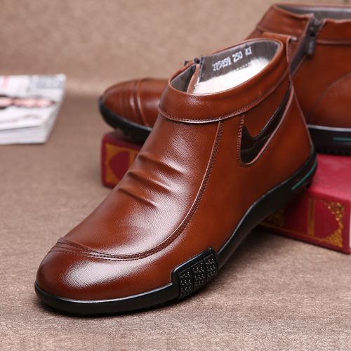 Boots - chaussures en plancher de cuir, En plus de de vache, ronde pour hiver - loisir - semelle caoutchouc - Ref 957354