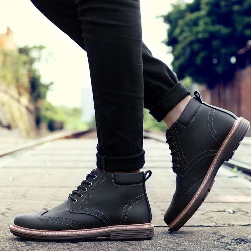 Boots - chaussures en plancher de cuir, En plus de de vache, ronde pour hiver - semelle caoutchouc - Ref 957460