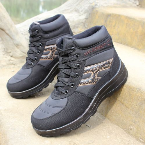 Boots - chaussures en Cuir spatial ronde pour hiver - semelle caoutchouc - Ref 957611