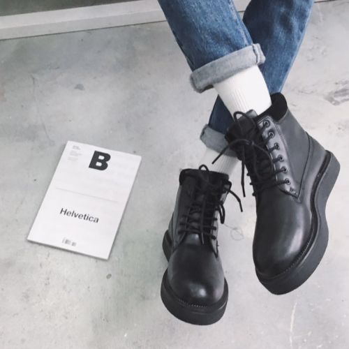 Boots - chaussures en plancher de cuir, En plus de de vache, ronde pour printemps - tendance des jeunes - semelle caoutc