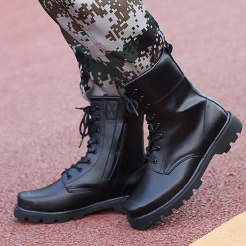 Boots militaires pour homme en cuir de vache fendu - dérapage Ref 1397035