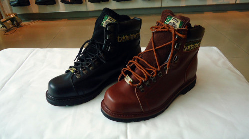 Boots militaires pour homme en cuir - porter Ref 1397276