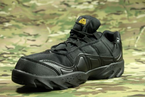 Boots militaires en cuir de vache fendu - choc Ref 1397451