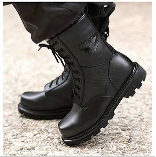 Boots militaires en cuir - Ref 1397913