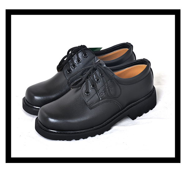 Boots militaires pour homme en cuir - porter Ref 1399811