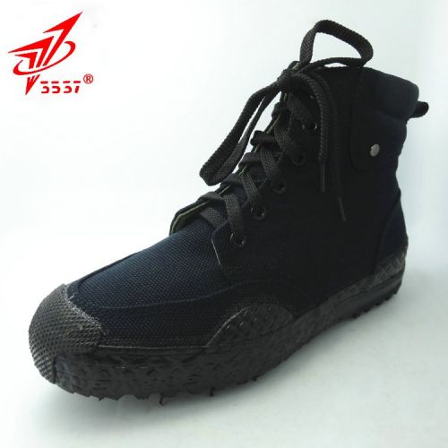 Boots militaires - Ref 1399969