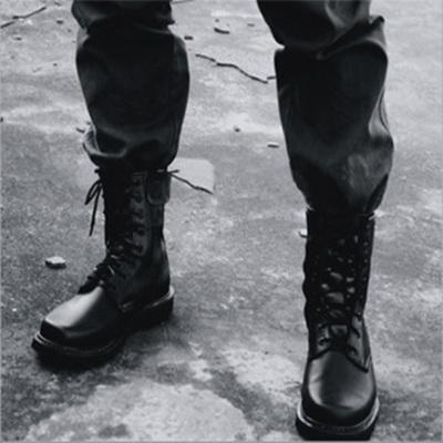 Boots militaires pour homme en cuir - porter Ref 1399985