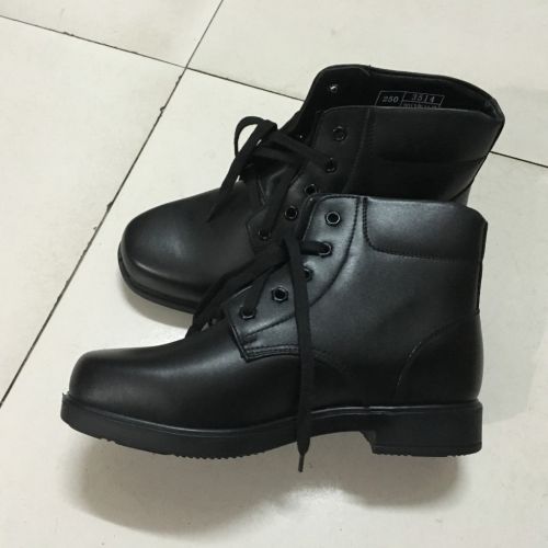 Bottes militaires pour homme Première couche en cuir - Ref 1397427