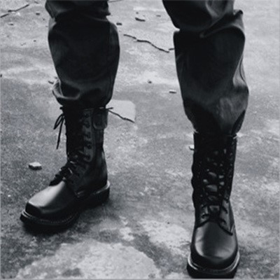 Bottes militaires pour homme en cuir - porter Ref 1398191