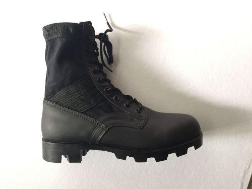 Bottes militaires en cuir de vache fendu - dérapage Ref 1398339