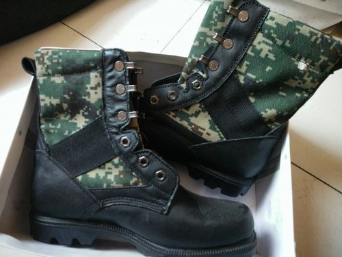 Bottes militaires - Ref 1398665