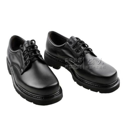 Bottes militaires en cuir - porter Ref 1399728