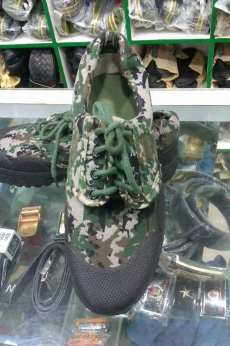 Bottes militaires - respirant Ref 1399871