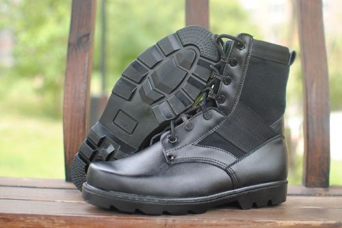 Bottes militaires en cuir - porter Ref 1400068