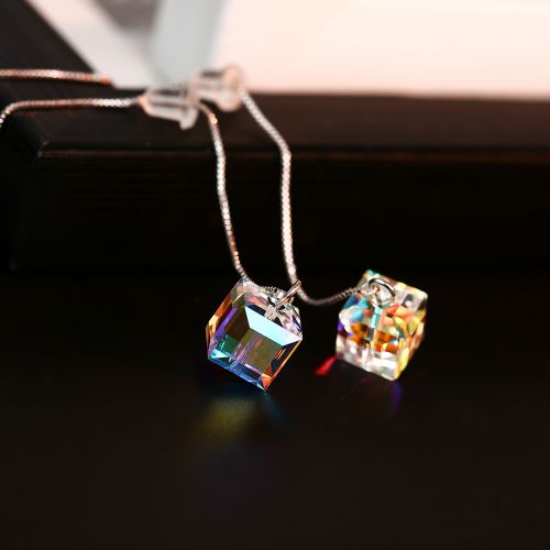 Boucles d'oreilles pendantes Femme KUQIQ en Cristal artificiel - Ref 3098507