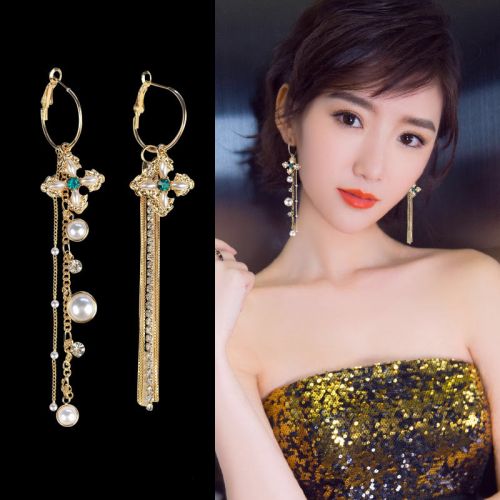 Boucles d'oreilles pendantes Femme BEAUTIFUL PRINCESSE BELLE en Alliage argent plaque or - Ref 3098532