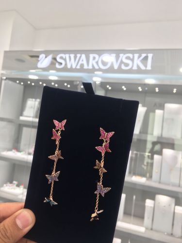 Boucles d'oreilles pendantes Swarovski en Alliage argent plaque or - Ref 3099870