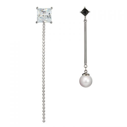 Boucles d'oreilles pendantes Femme STYLE en Zircone synthetique strass - Ref 3100811