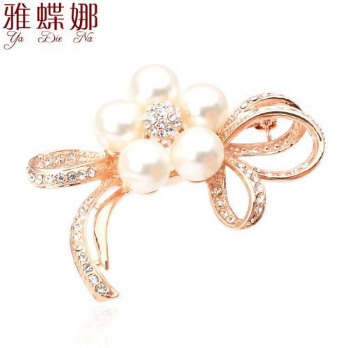 Broche femme en Nacre - Ref 1172139