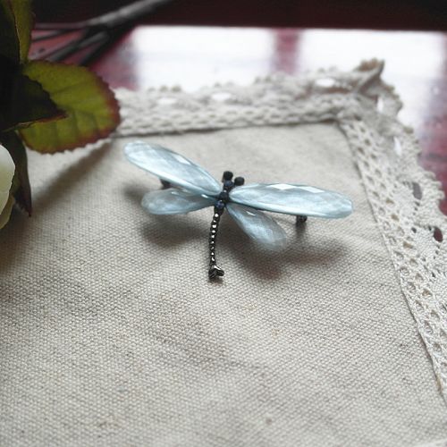 Broche femme en cristal artificiel - Ref 1172374