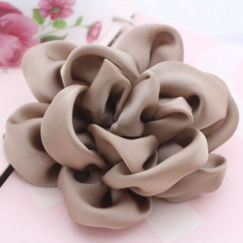 Broche femme en Fils de soie - Ref 1172543