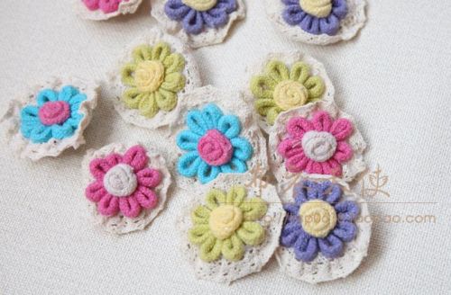 Broche femme en dentelle - Ref 1172729