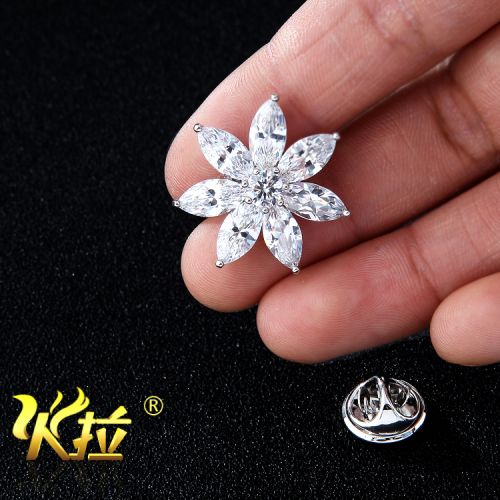 Broche homme en Zircon diamant - Ref 1172812