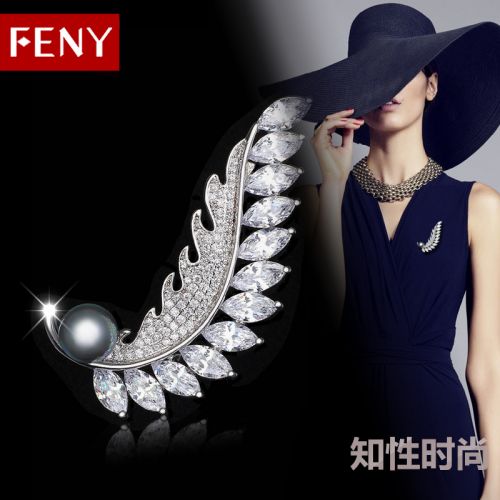 Broche femme FENY en Zircon diamant - Ref 1172877