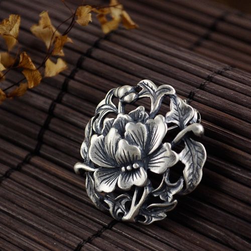 Broche femme en argenterie - Ref 1173333