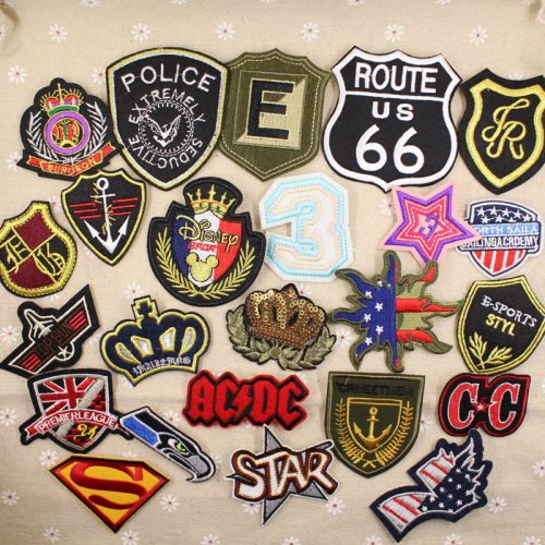 Broche en Matériau mixte - Ref 1174251