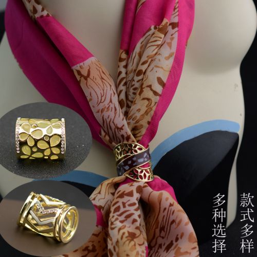 Broche femme en Alliage argent et plaqué or - Ref 1174487