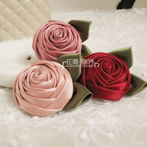 Broche femme en ruban - Ref 1174630