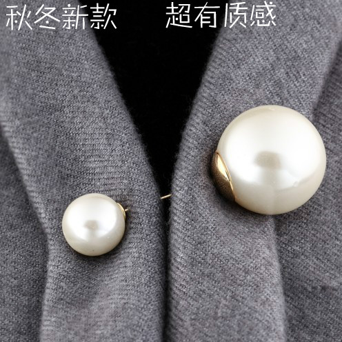 Broche femme en Nacre - Ref 1174703