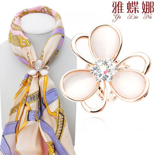 Broche femme en Alliage argent et plaqué or - Ref 1175286