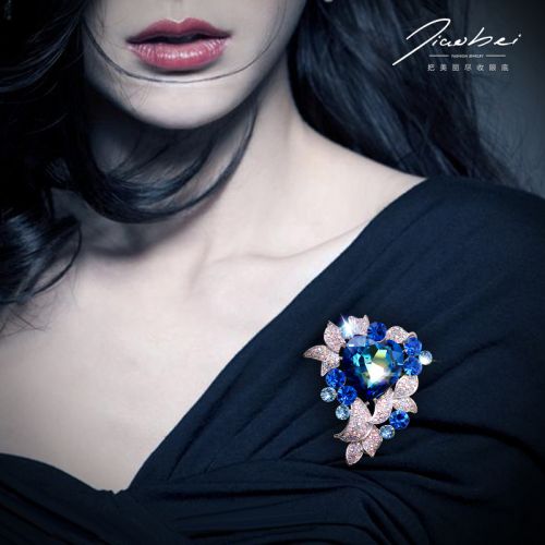 Broche femme en cristal autrichien - Ref 1175701