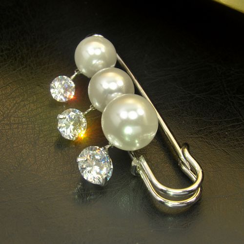 Broche femme en Nacre - Ref 1177228