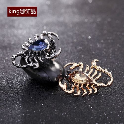Broche Lovers KING en Alliage argent et plaqué or - Ref 1177434