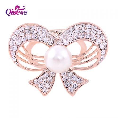 Broche femme en cristal artificiel - Ref 1177998