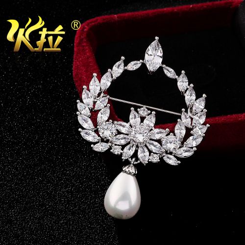 Broche femme en Zircon diamant - Ref 1178395