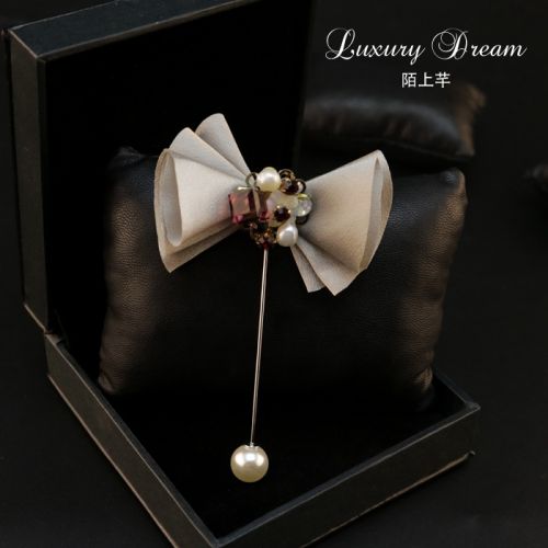 Broche femme en Fluid Systems - Ref 1179138