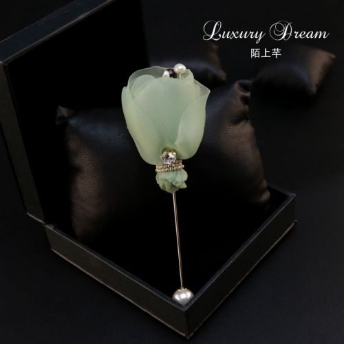 Broche femme en Fils de soie - Ref 1179166